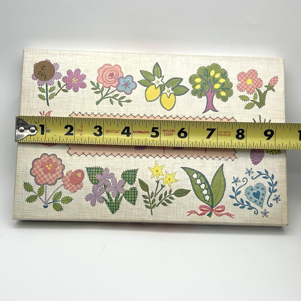 Vintage Avon Hostess Soap Sampler 1964-65 Original Box 12 Pastel Cakes Of Soap - Picture 16 of 16